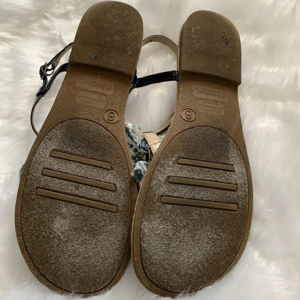 Blue Flower Sandals - Picture 4 of 5